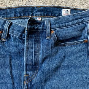 Levi Button down woman’s size 28 jeans